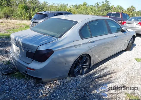 2013 BMW 750Li из США, поврежденный, VIN WBAYE8C50DD133041